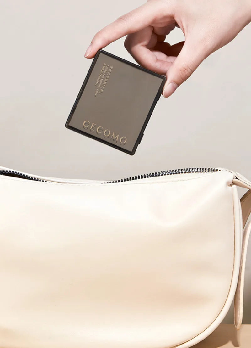 100 Sheets Bamboo Charcoal Oil Absorbing Paper Portable Powder Puff Mirror Facial Refreshing Oil Control Makeup Setting Sponge